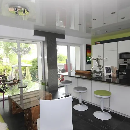 Romantic, Luxurious En Modern * Vinningen