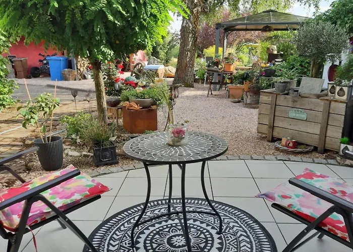 Romantic, Luxurious En Modern